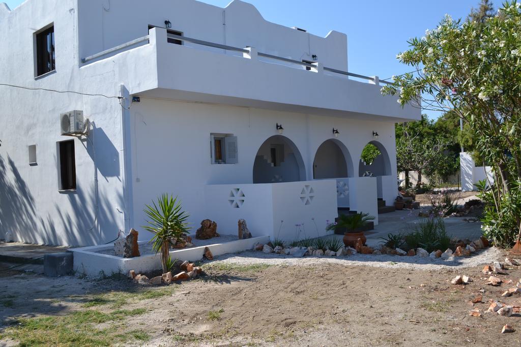 Skyros Koxilas Studios Exterior photo