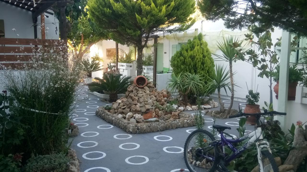 Skyros Koxilas Studios Exterior photo